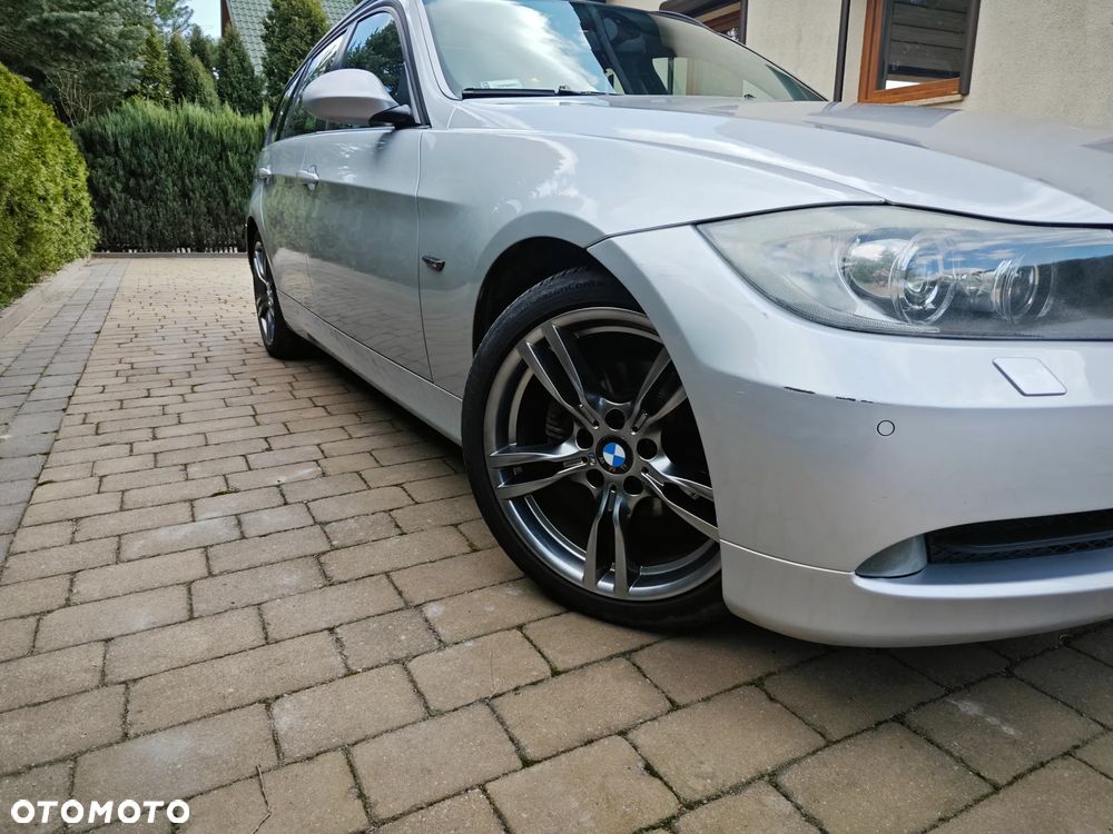 BMW Seria 3 320d - 4