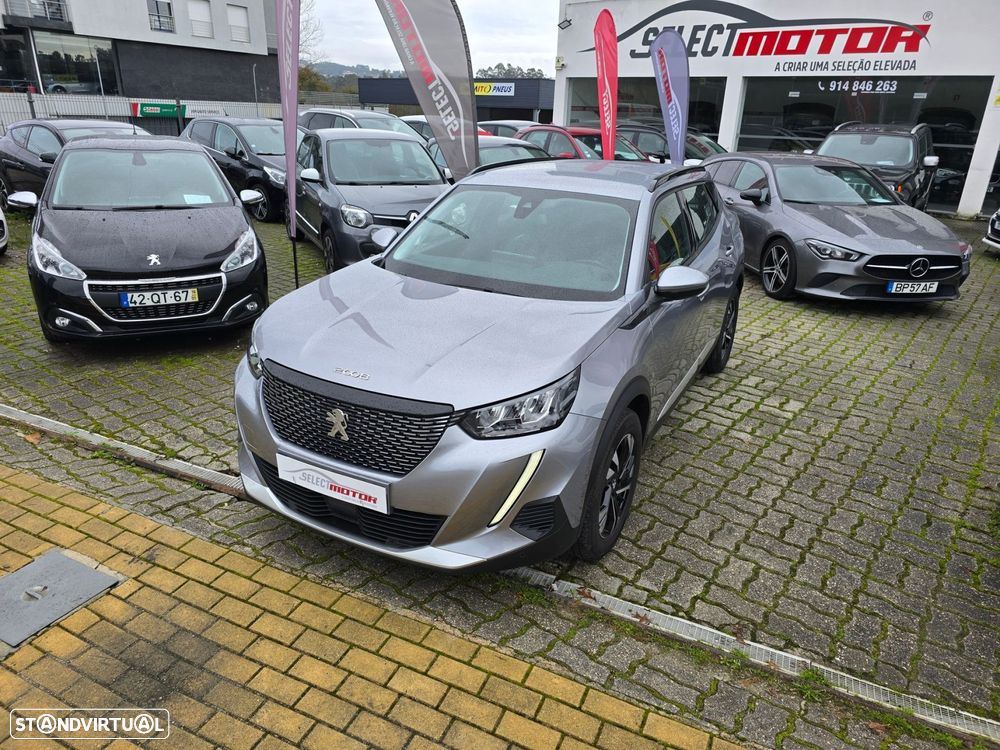 Peugeot 2008 1.2 PureTech Allure - 4