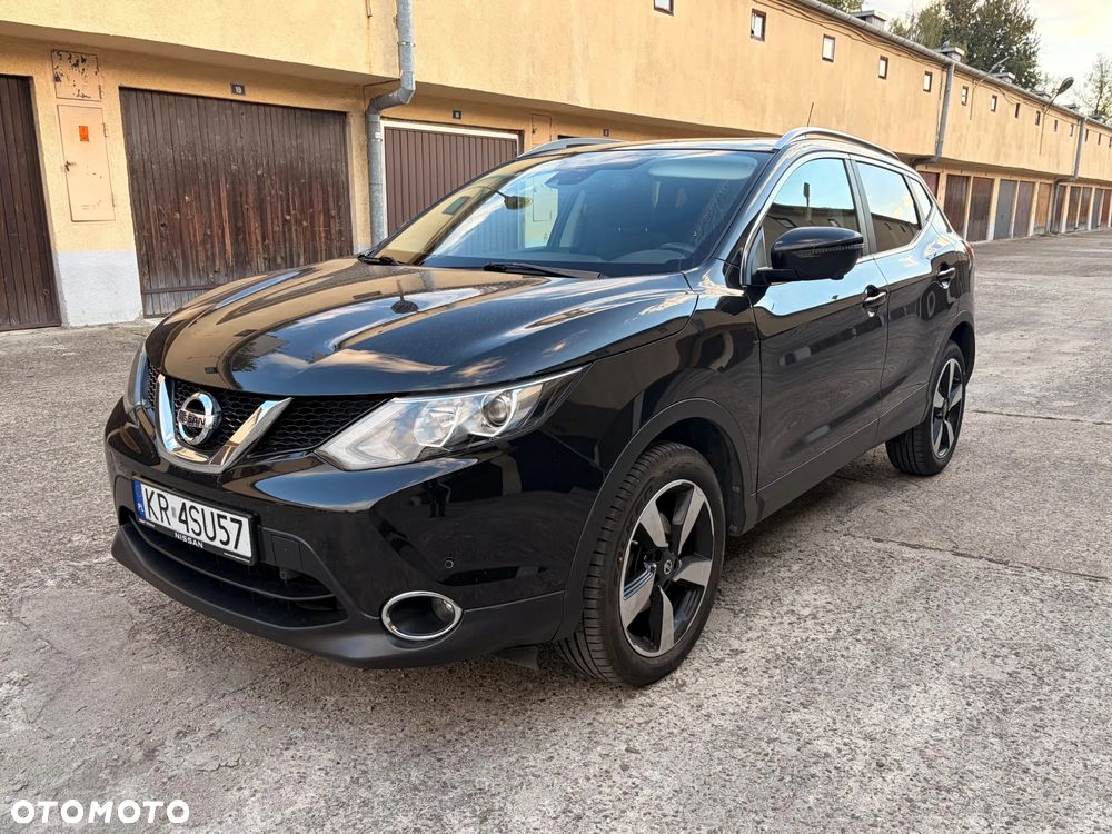 Nissan Qashqai 1.6 DIG-T N-Connecta - 1