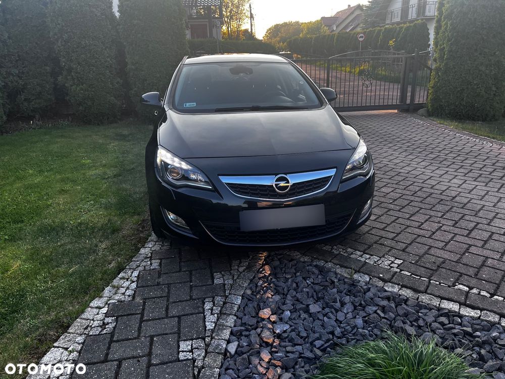 Opel Astra 1.4 Turbo Edition - 2