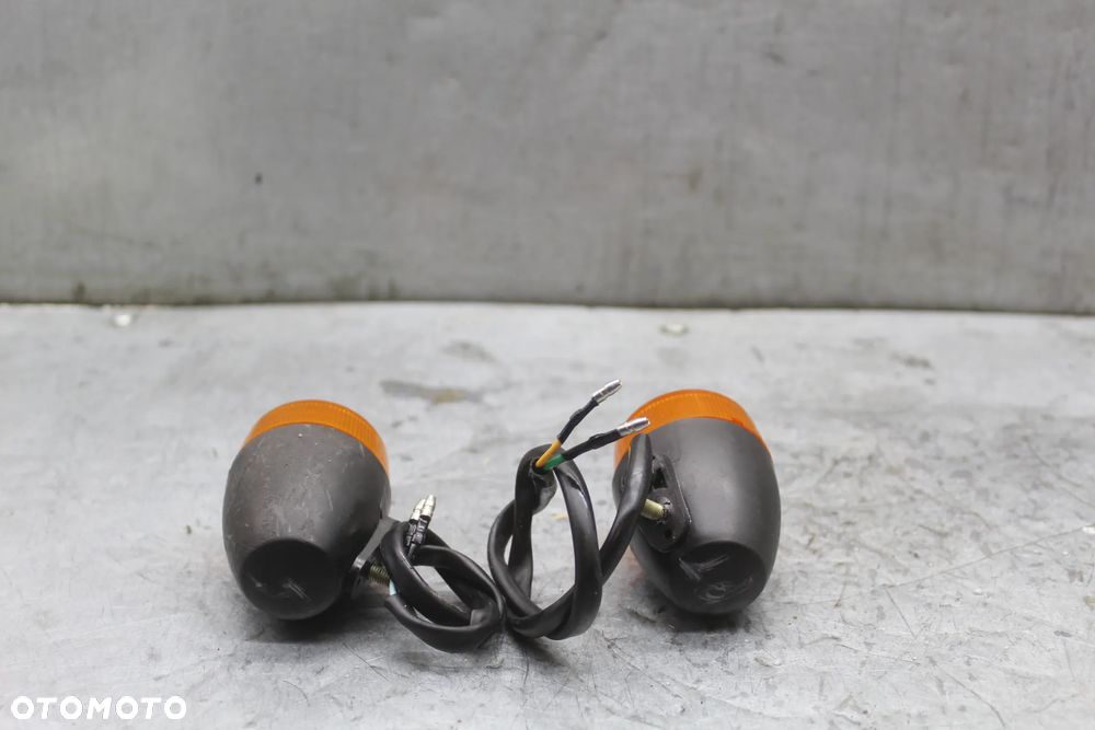 Kymco Agility 50 kierunkowskaz lewy prawy tył tylny - 2