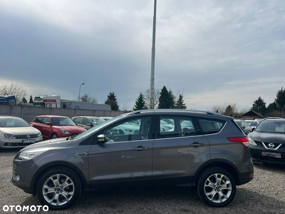 Ford Kuga 1.6 EcoBoost 2x4 Titanium - 35