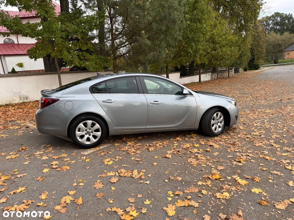 Opel Insignia - 8