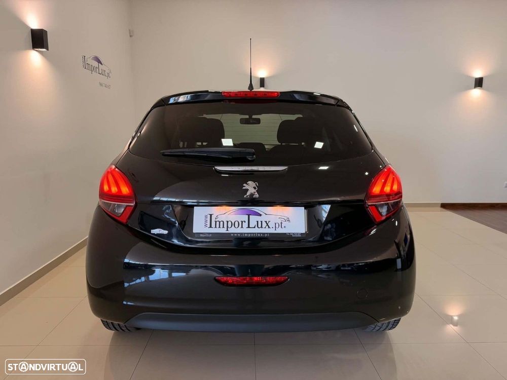 Peugeot 208 1.6 BlueHDi Style - 8