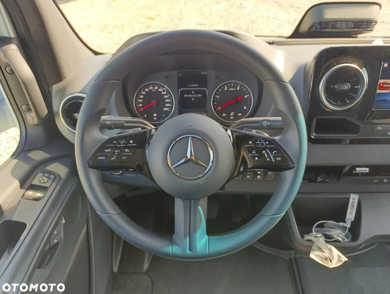 Mercedes-Benz Sprinter 519 - 16