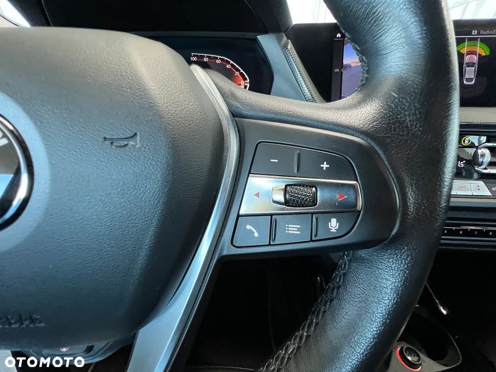 BMW Seria 2 220i Luxury Line - 24