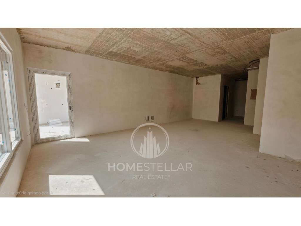 T3 Montijo com parqueamento e arrecadação - Grande imagem: 2/21