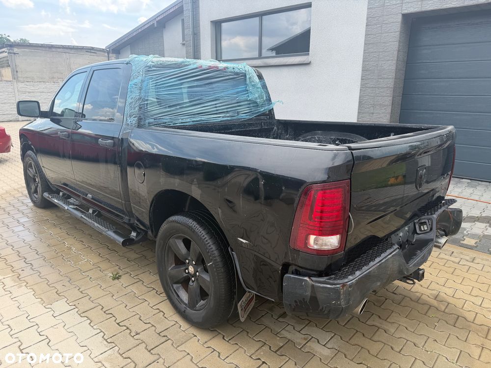 Dodge RAM - 4