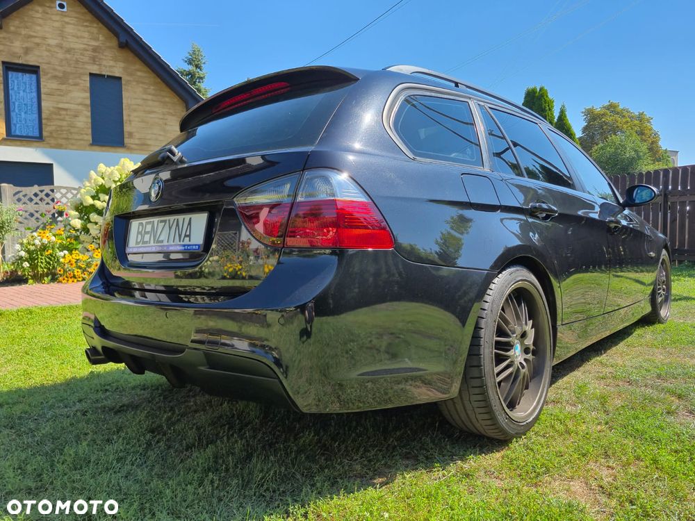 BMW Seria 3 320i - 5
