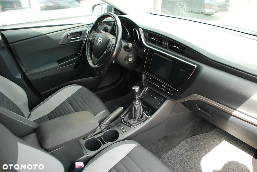 Toyota Auris 1.6 D-4D Edition-S - 15