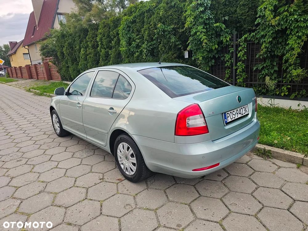 Skoda Octavia 1.6 Selection - 3