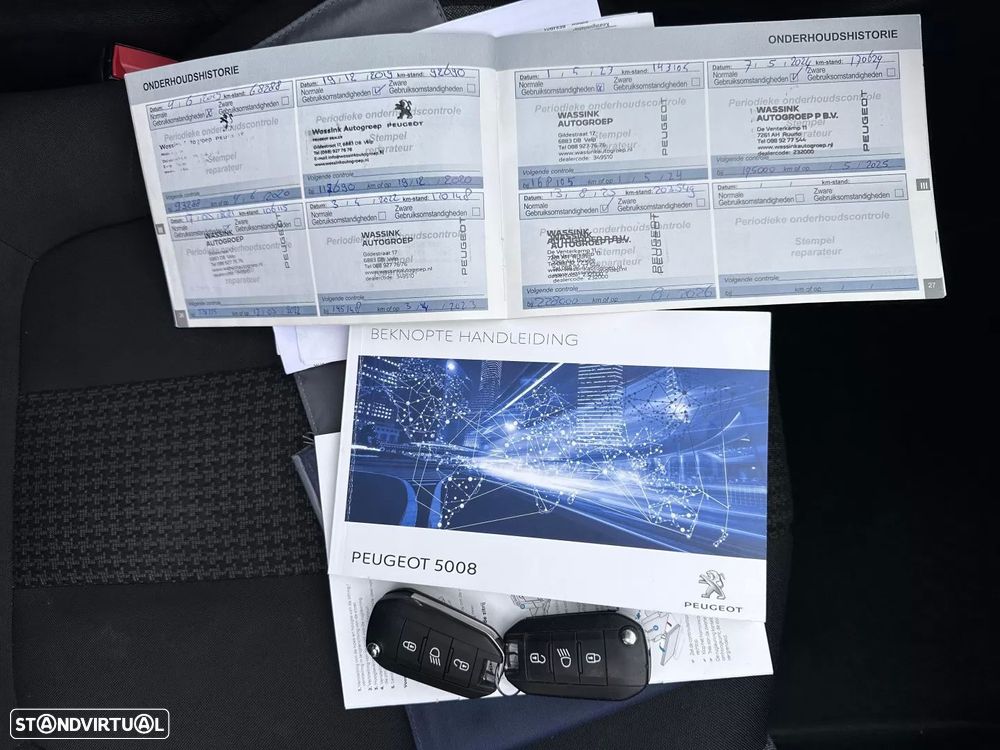 Peugeot 5008 1.2 PureTech Allure Pack - 52