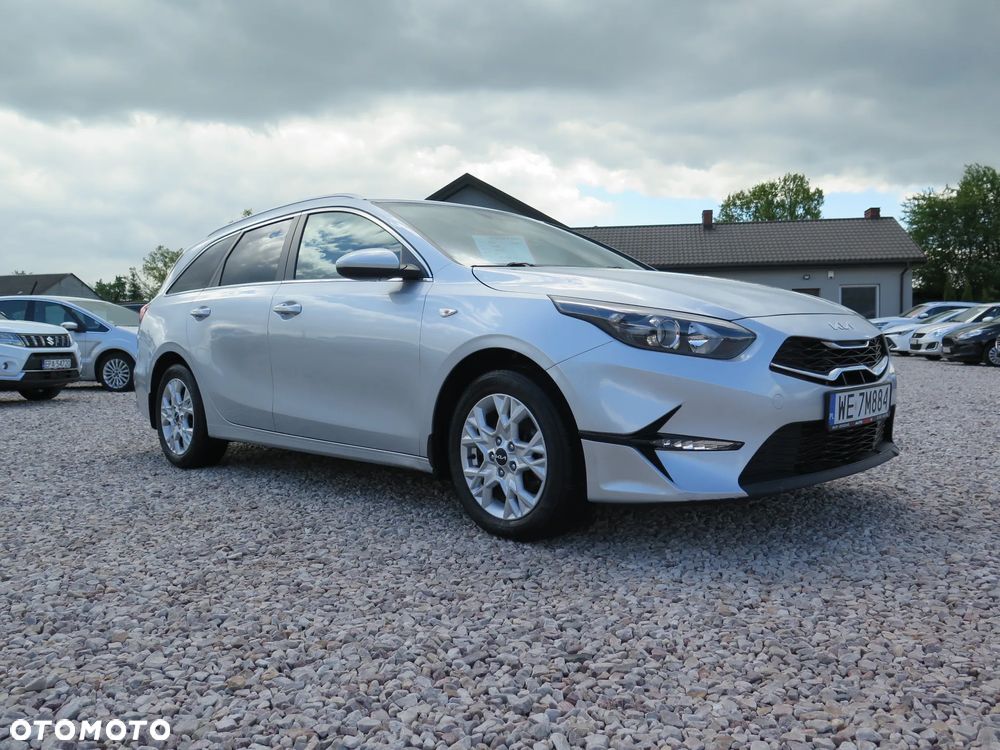 Kia Ceed 1.5 T-GDI M - 11