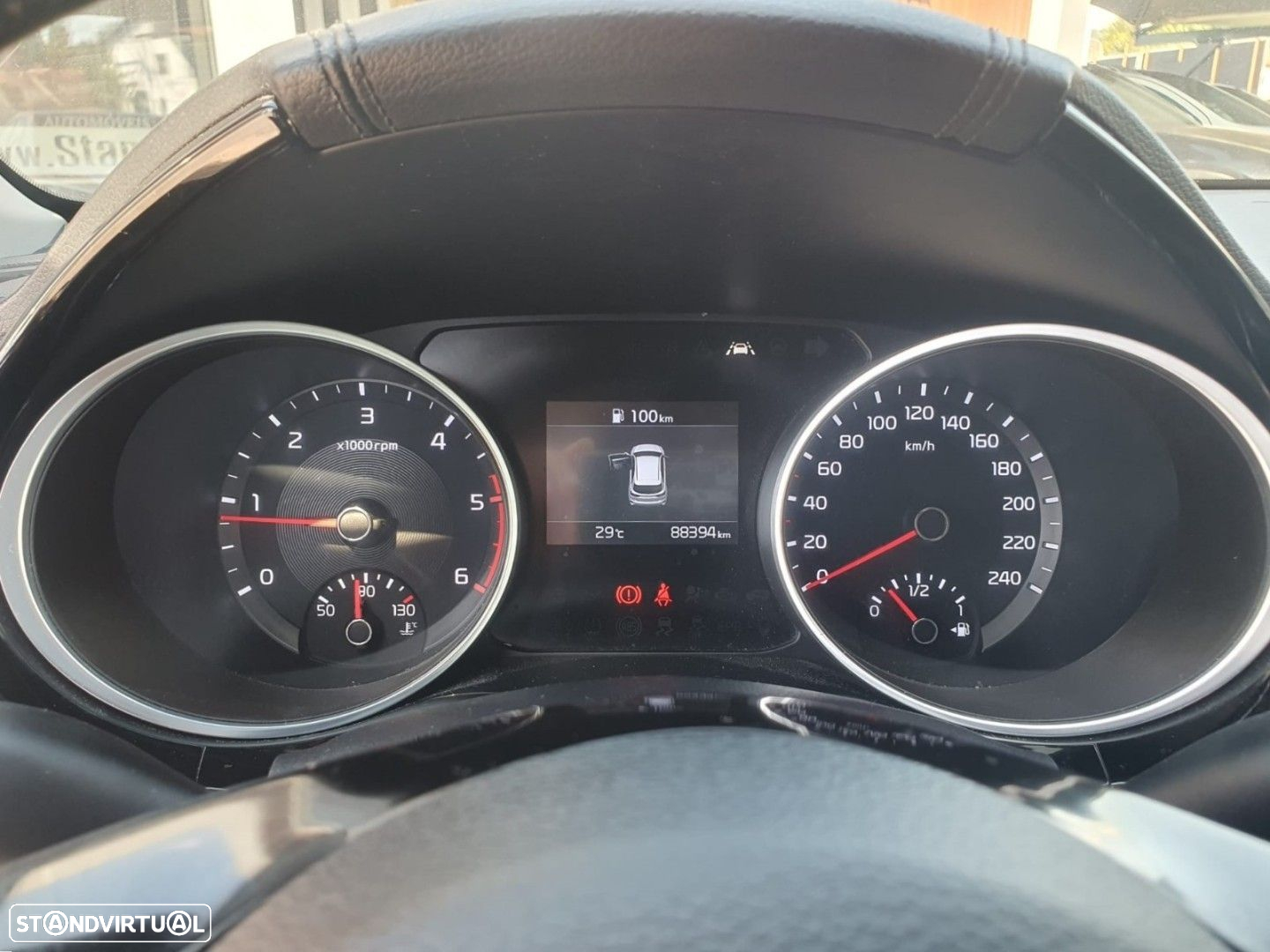 Kia Ceed 1.6 CRDi TX+SRF - 9