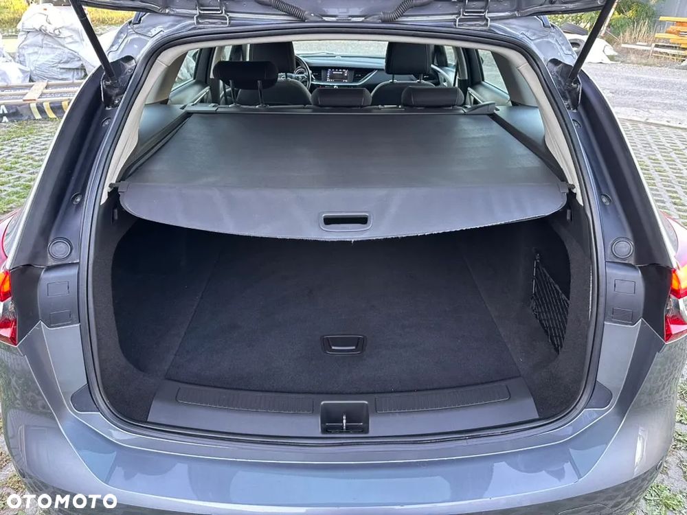 Opel Insignia - 13