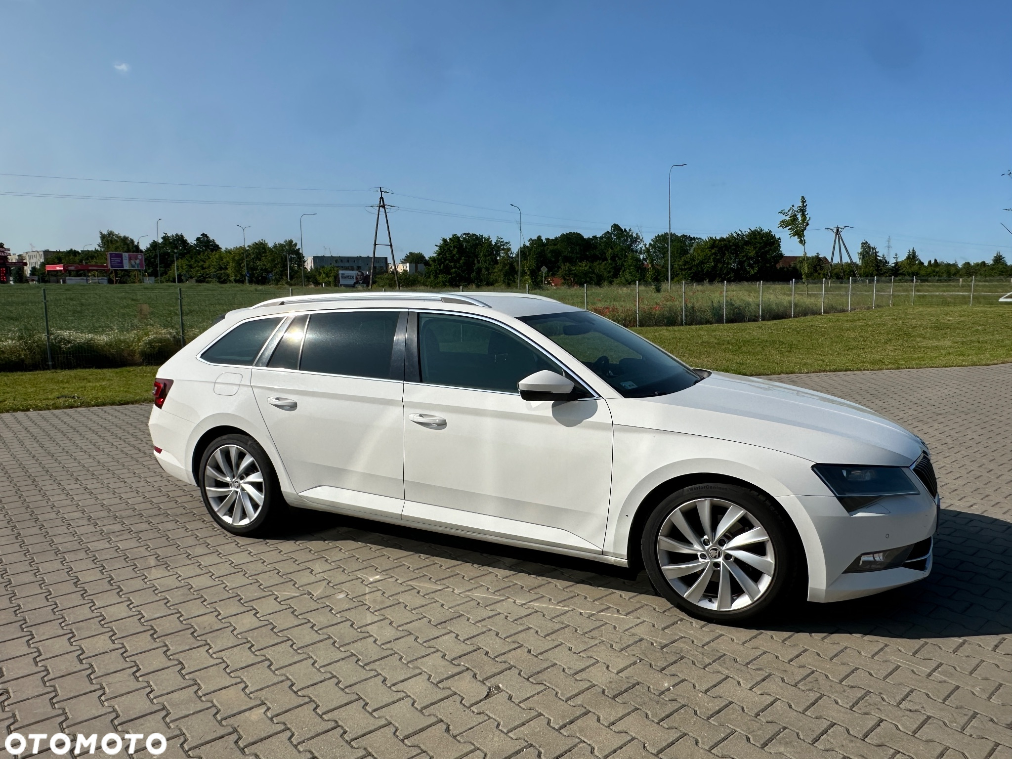 Skoda Superb 2.0 TDI Style DSG - 4