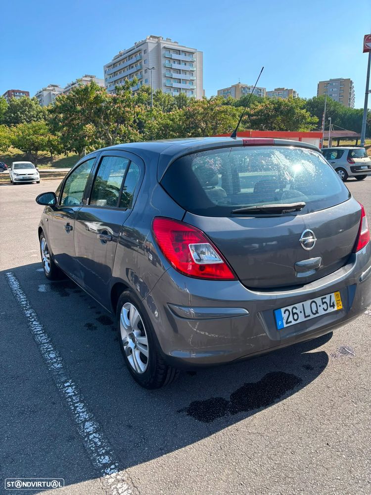 Opel Corsa 1.3 CDTI Enjoy EcoFLEX - 9