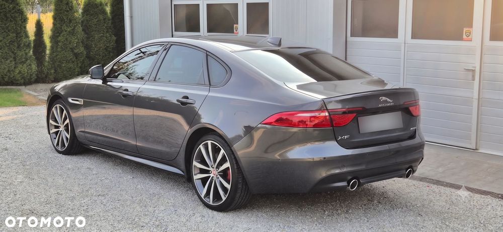 Jaguar XF 3.0 V6 AWD S - 29