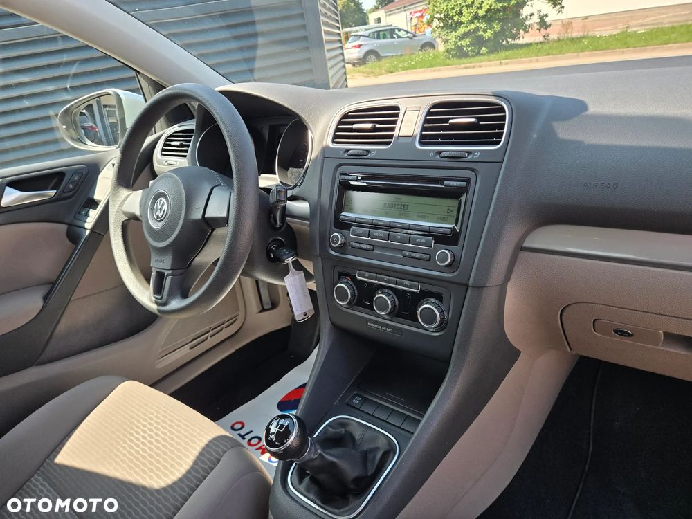 Volkswagen Golf 1.6 United - 18