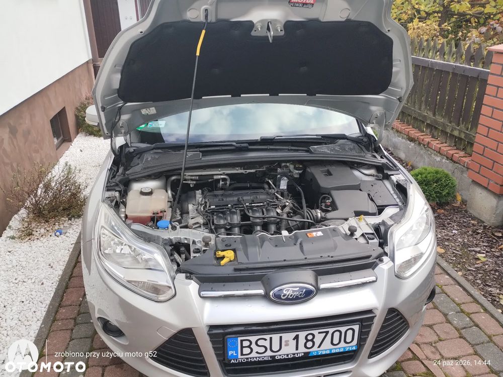Ford Focus 1.6 Trend - 16