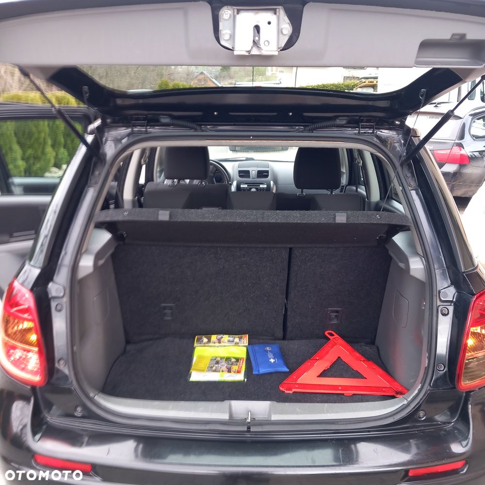 Suzuki SX4 2.0 DDiS 4x4 Comfort - 4