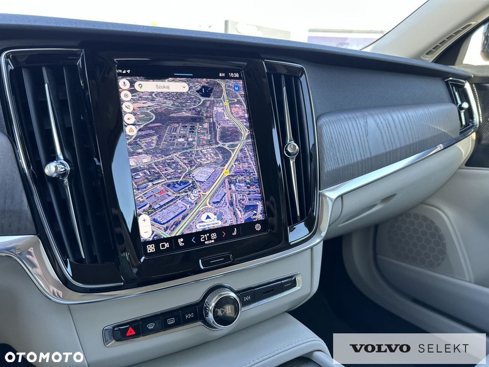 Volvo V90 Cross Country - 15