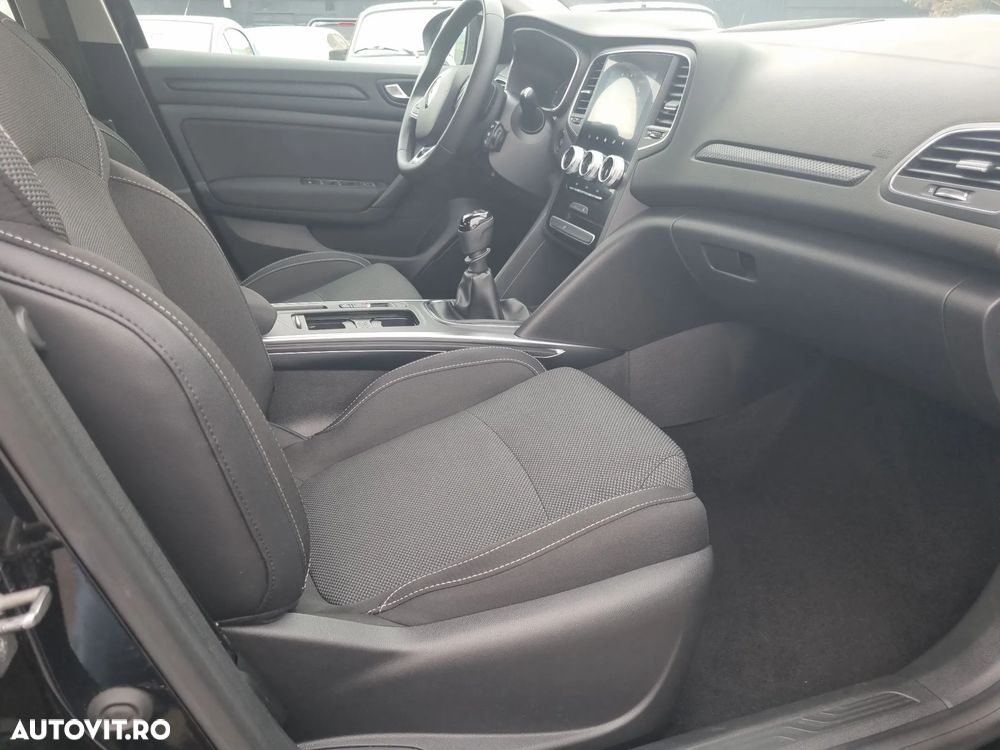 Renault Megane - 12