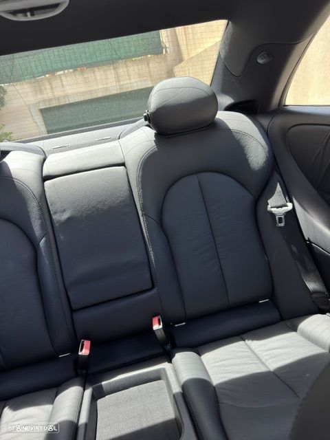 Mercedes-Benz CLK 220 CDi Avantgarde - 26