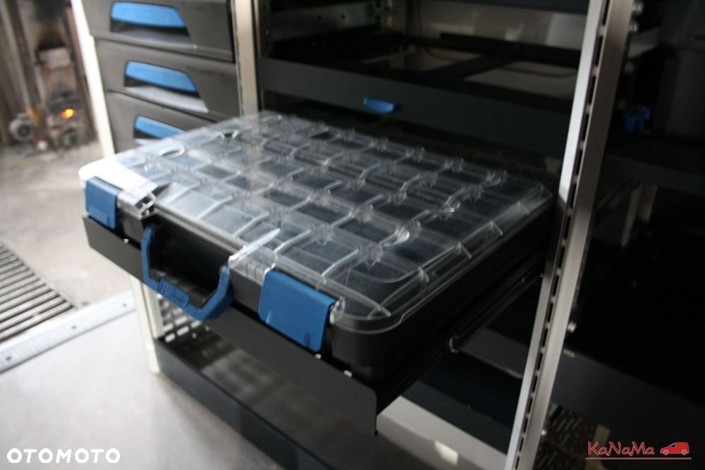 Volkswagen Transporter - 40