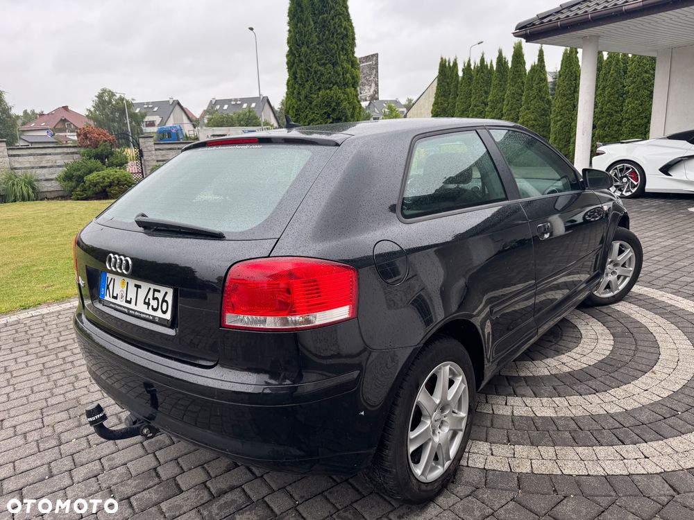 Audi A3 3-drzwiowe 1.6 Attraction - 6