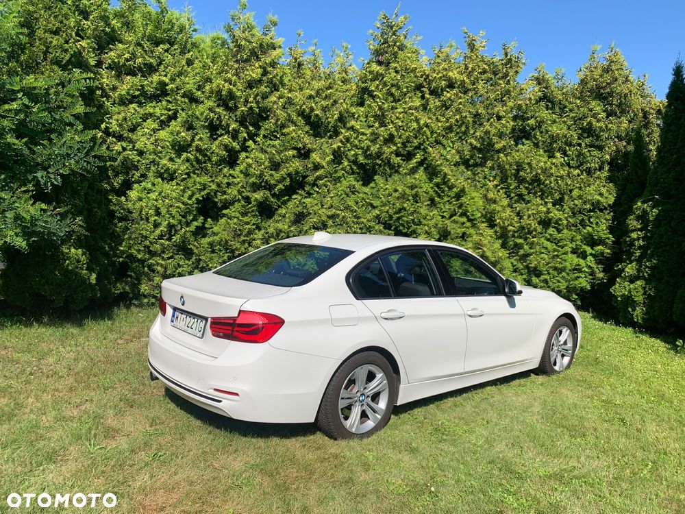 BMW Seria 3 318i - 3