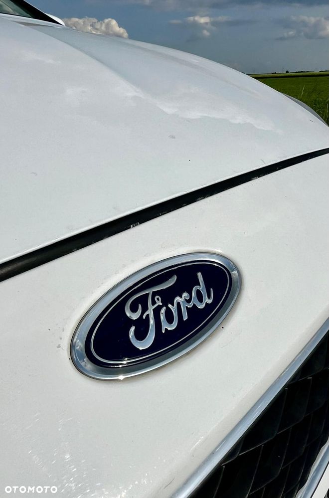 Ford Focus 1.6 TDCi DPF Start-Stopp-System SYNC Edition - 7