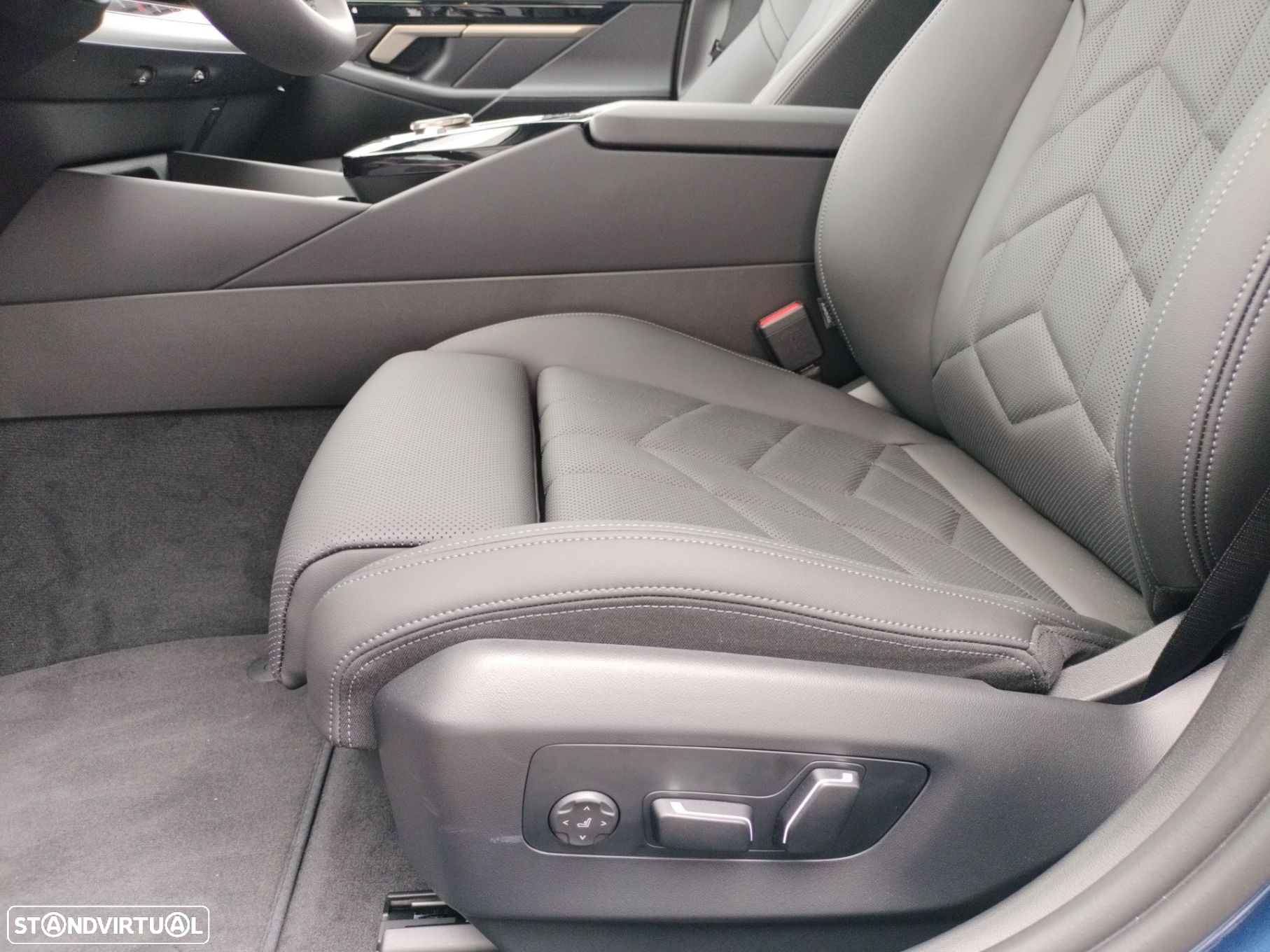 BMW 520 d Pack Desportivo M - 19