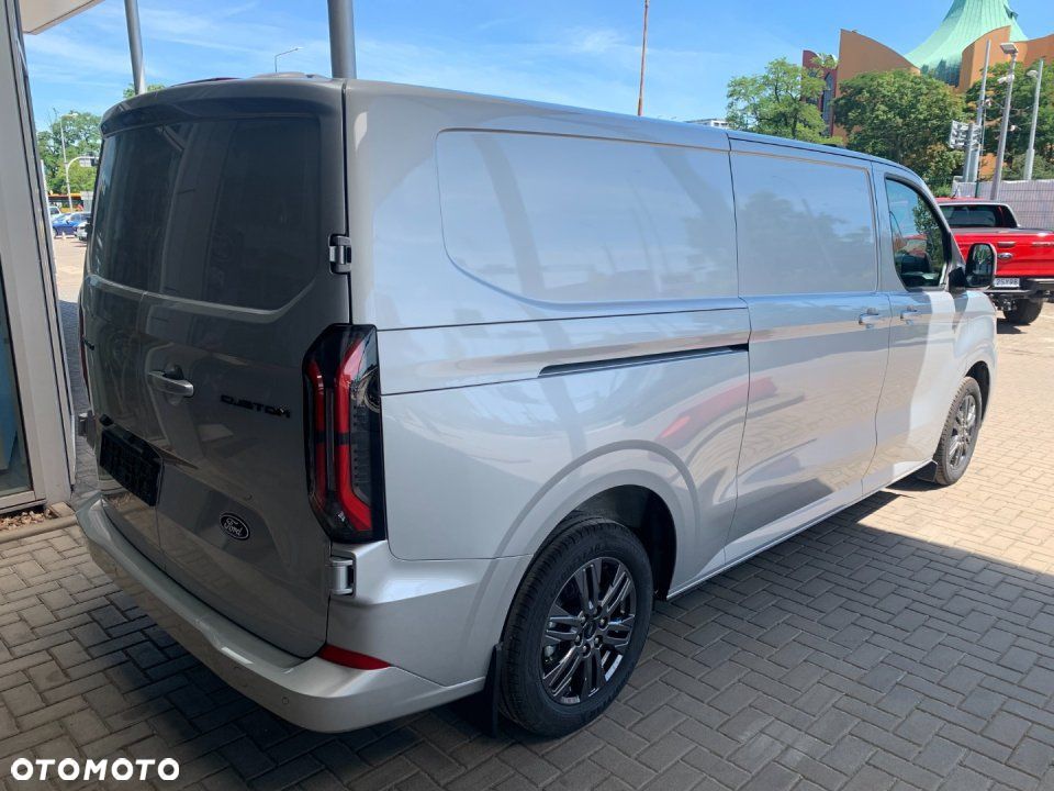 Ford Transit Custom - 5