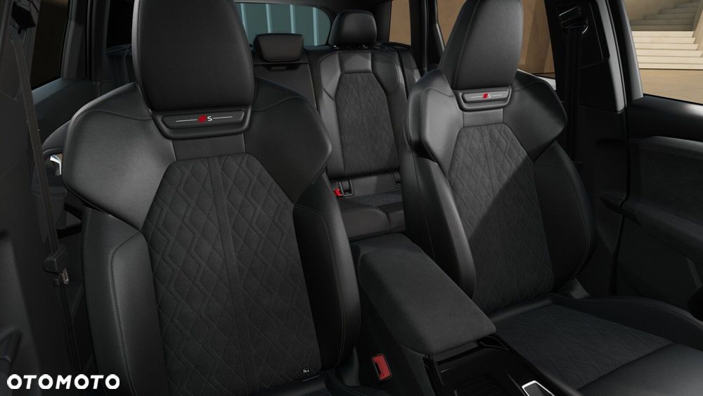 Audi Q6 e-tron - 11