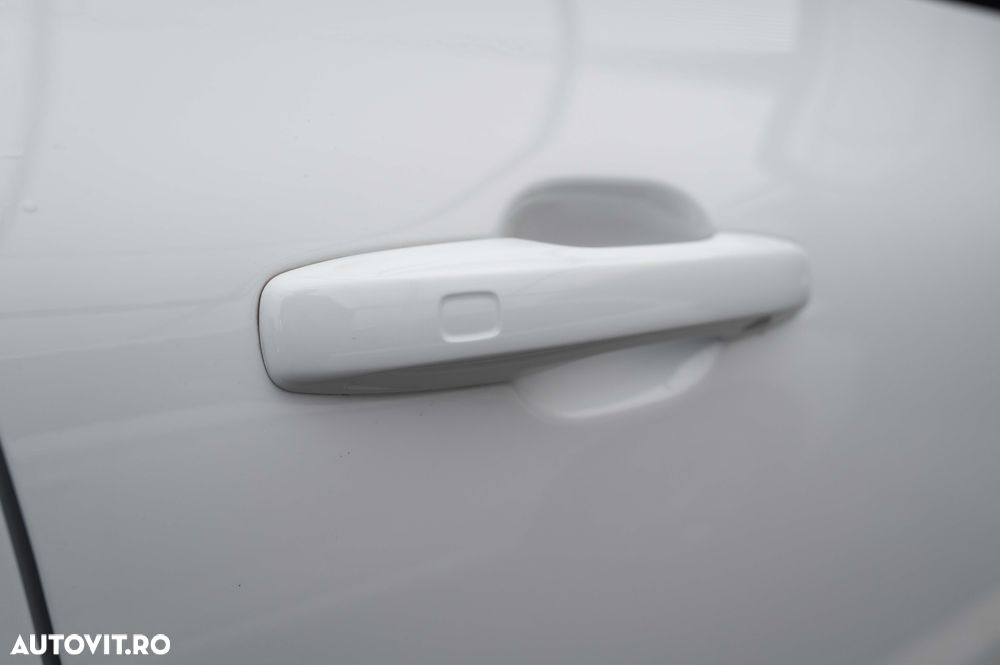 Volvo XC 60 Recharge T6 Twin Engine eAWD R-Design Expression - 18