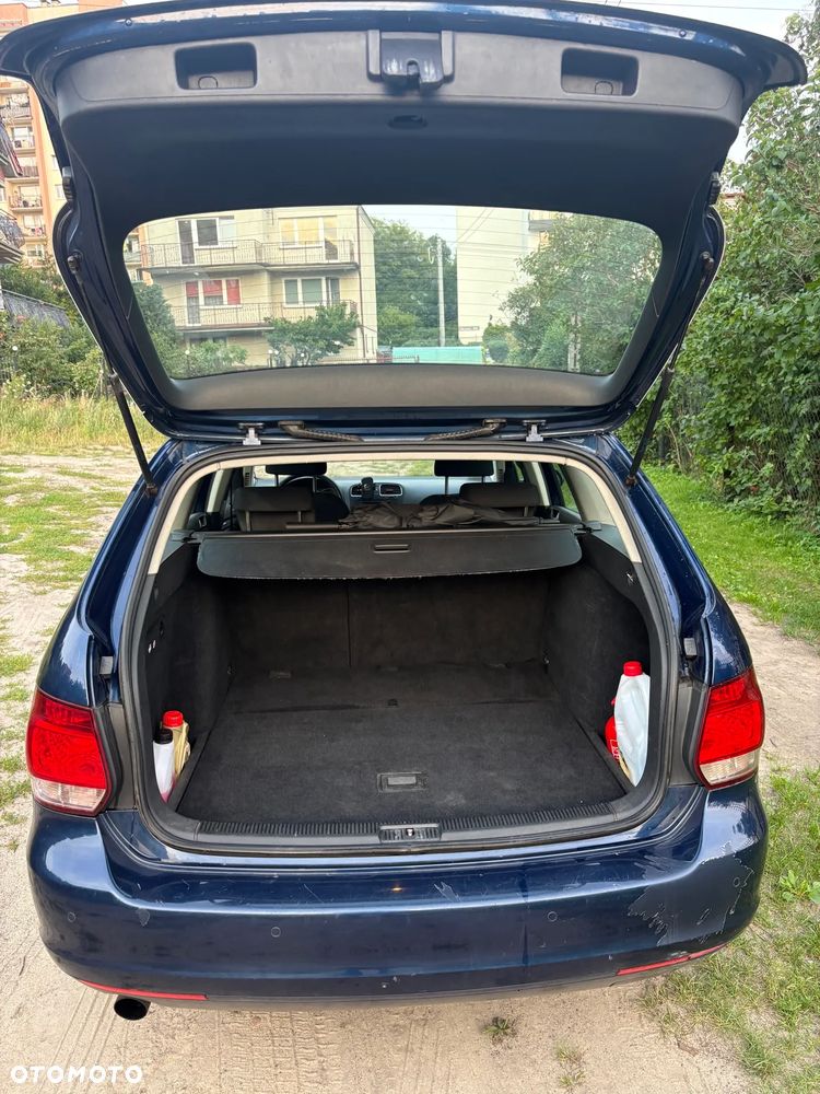 Volkswagen Golf 1.6 TDI Trendline - 6