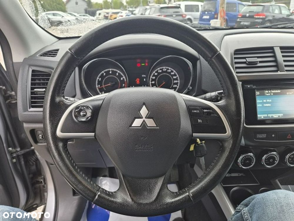 Mitsubishi ASX - 17