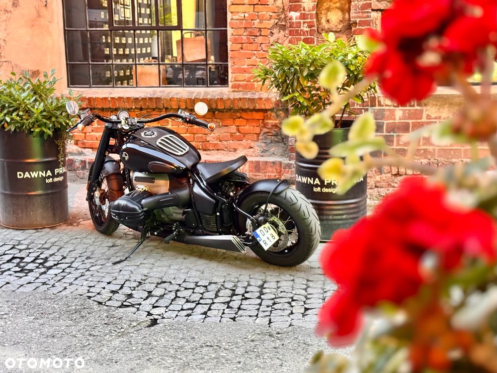 BMW R - 6