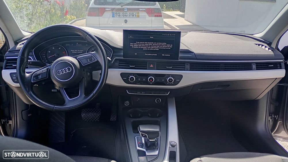 Audi A4 35 TDI S tronic - 1