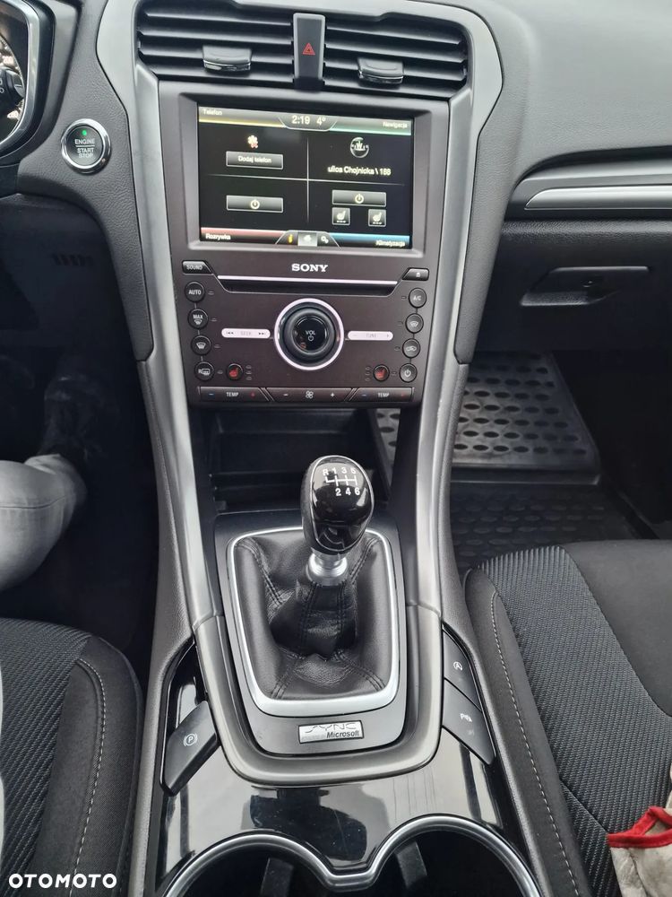 Ford Mondeo 2.0 TDCi Titanium - 23