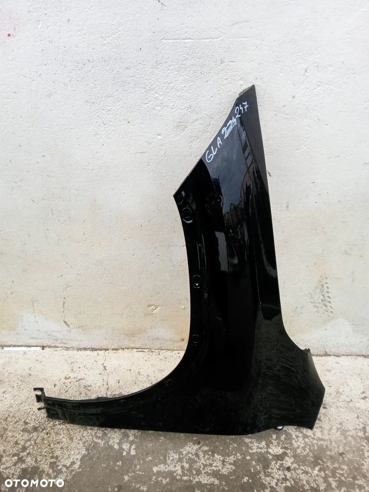 MERCEDES GLA H247 - BŁOTNIK PRZEDNI PRZÓD - 3