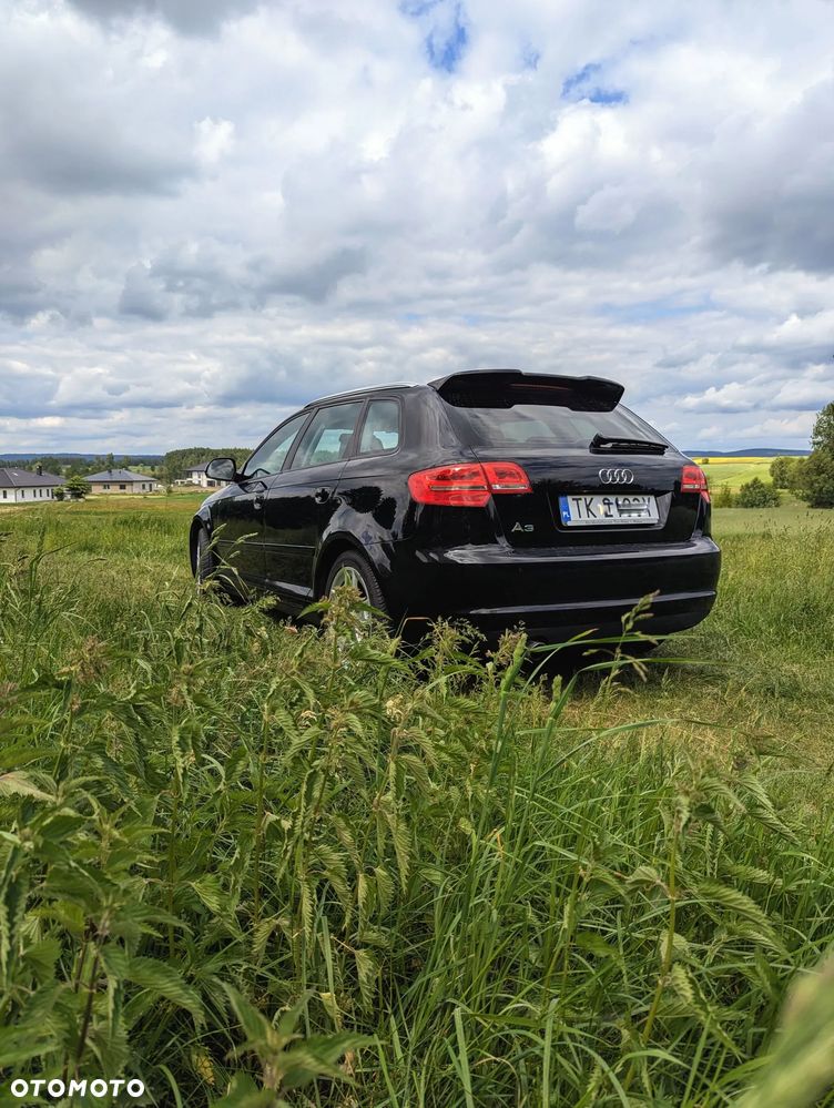 Audi A3 Sportback 1.6 Ambiente - 12