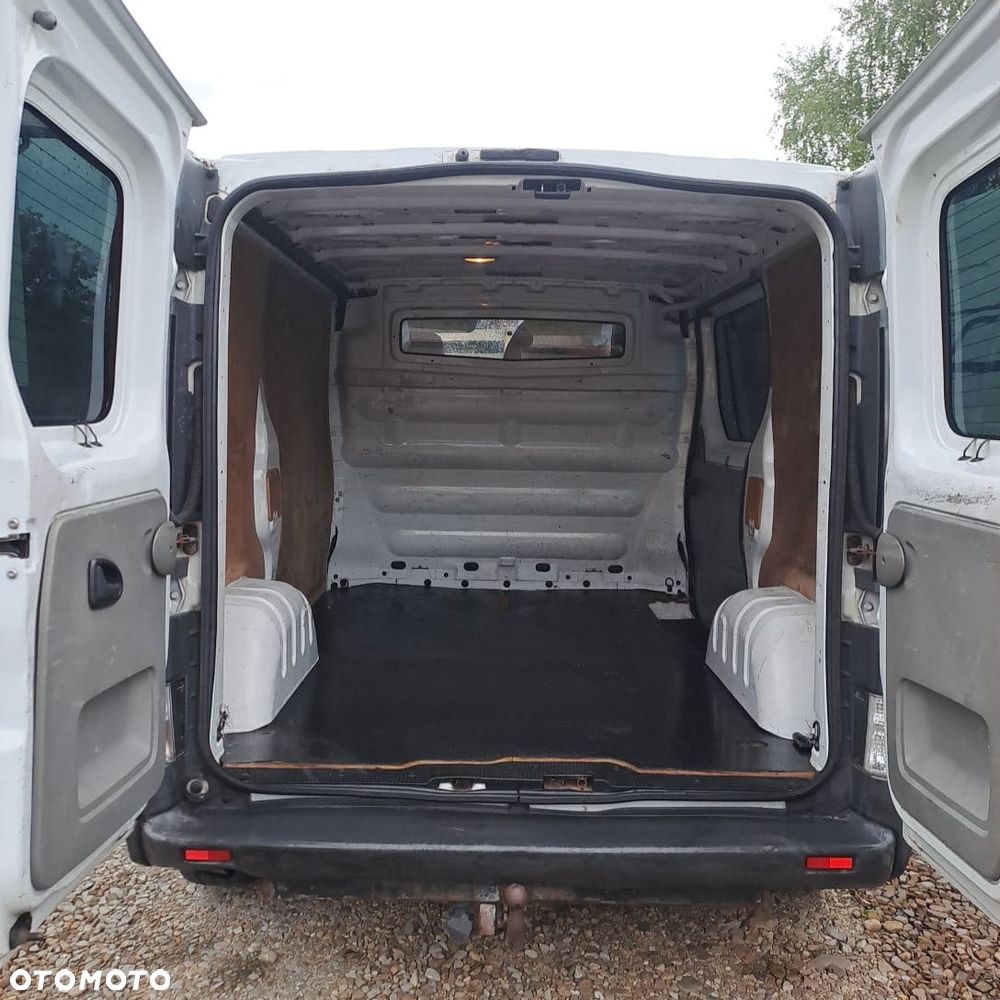 Opel Vivaro - 9