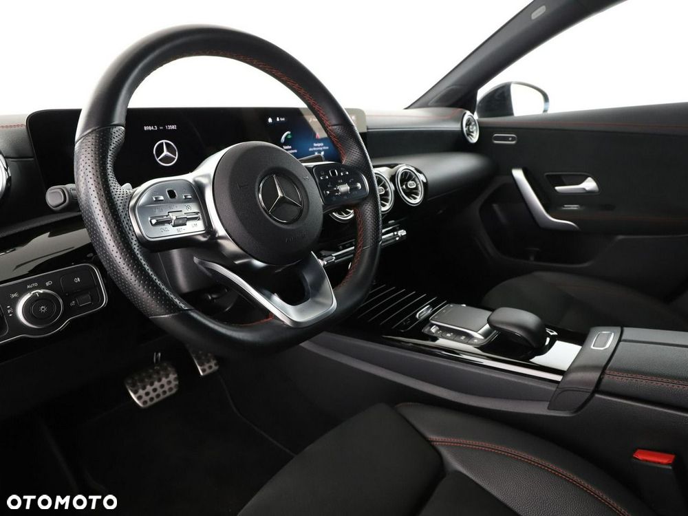 Mercedes-Benz CLA 180 mHEV AMG Line 7G-DCT - 15