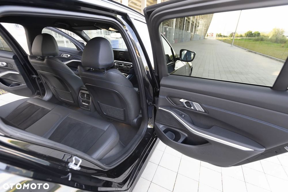 BMW Seria 3 320d xDrive M Sport sport - 6