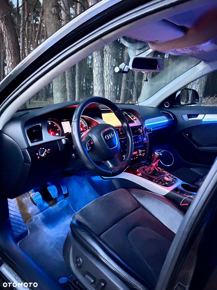 Audi A4 Avant 2.0 TDI - 15