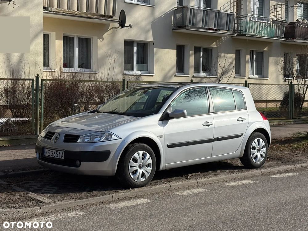 Renault Megane 1.6 16V Dynamique - 8
