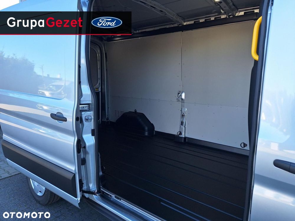Ford Transit - 15
