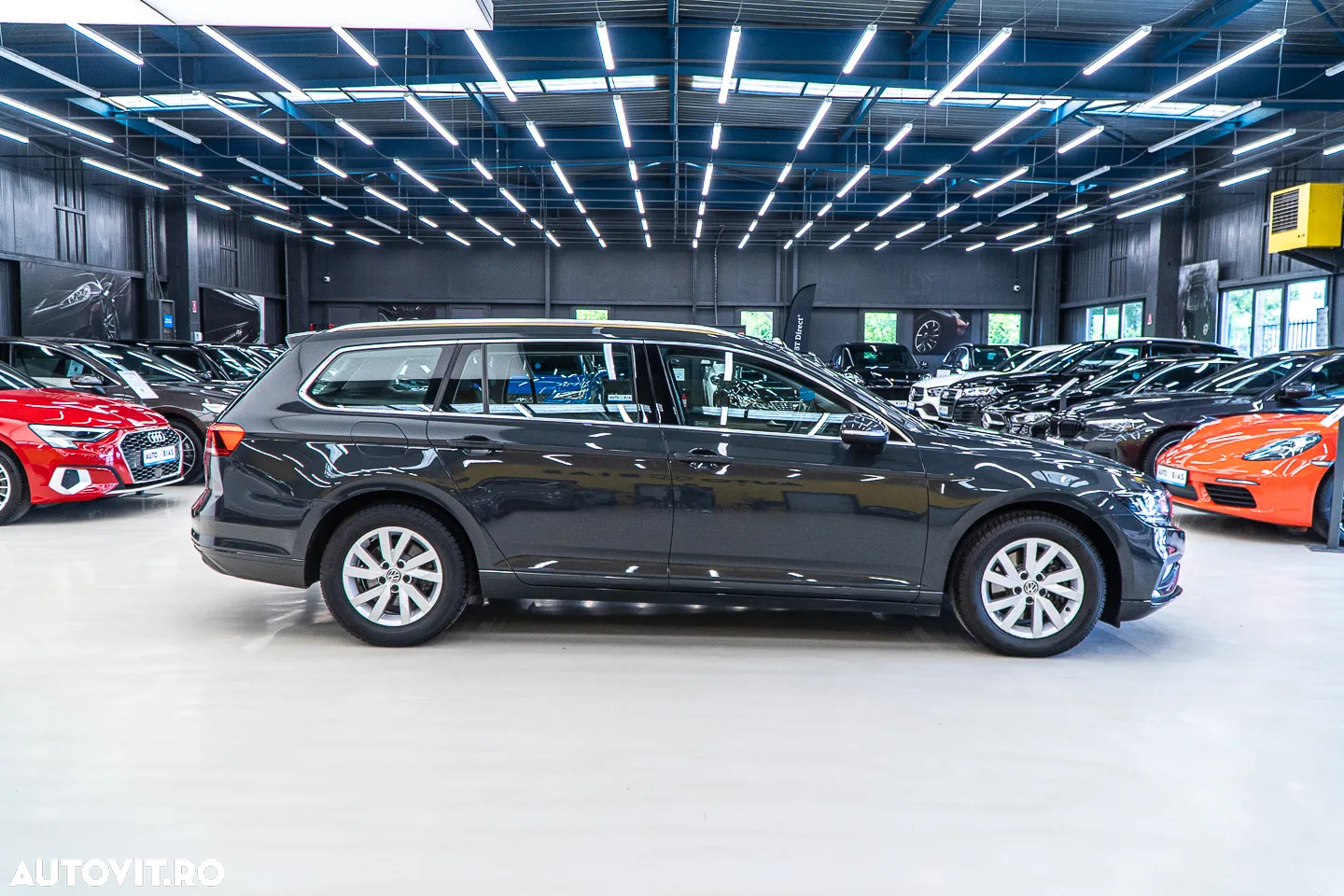 Volkswagen Passat 1.6 TDI DSG Comfortline - 20